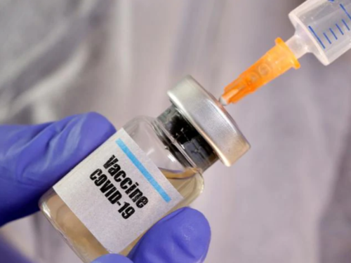 Vaccino Coronavirus come sarà: perché è inutile e quali rischi corriamo