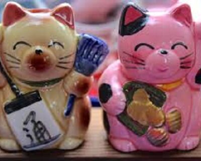 Maneki Neko, il gatto portafortuna: come sceglierlo e significati colori