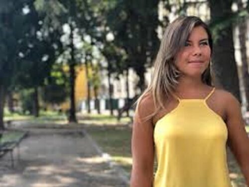 Alessandra Clemente, chi è la candidata a Sindaco di Napoli erede di de Magistris