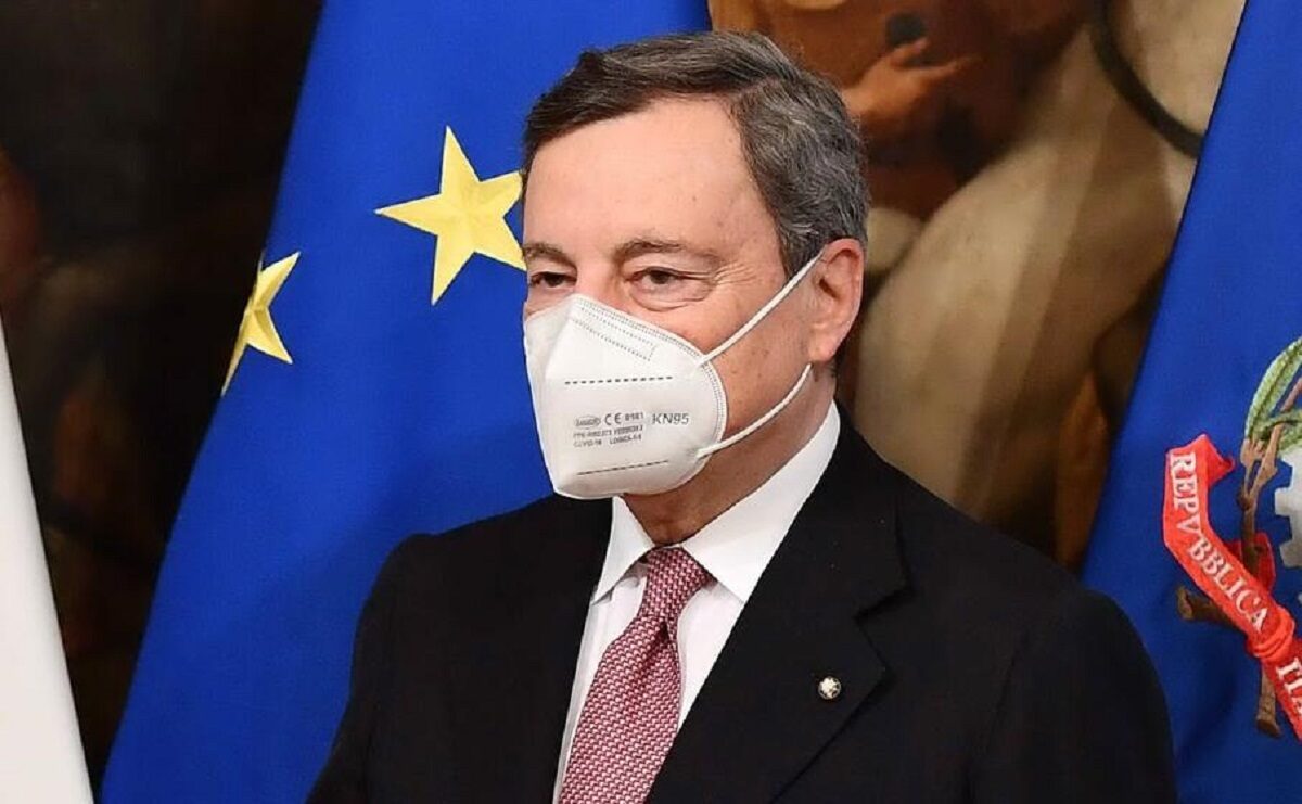 Multa ai No Vax in arrivo: Governo Draghi non ha pietà malgrado la crisi