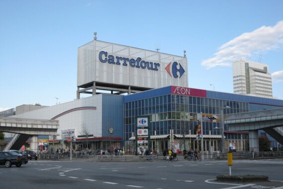 Aurevoir Carrefour: chiude 106 negozi in Italia