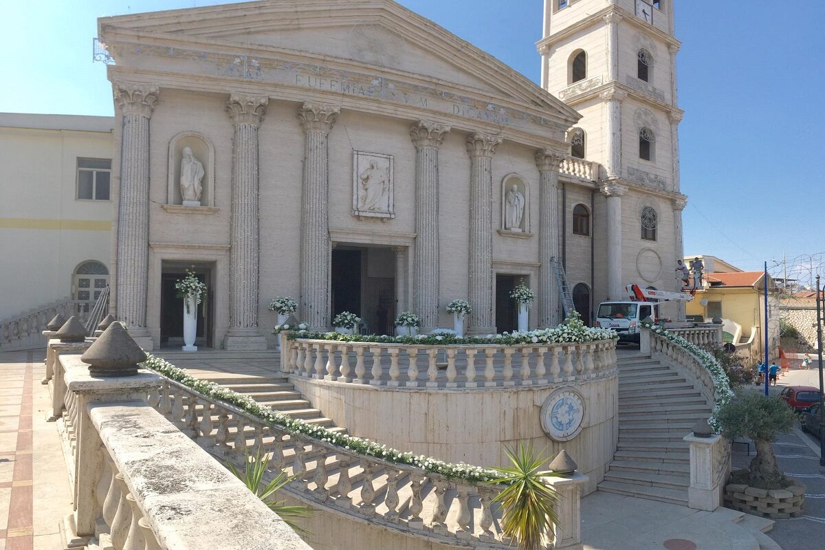 Carinaro e la splendida Chiesa di Santa Eufemia