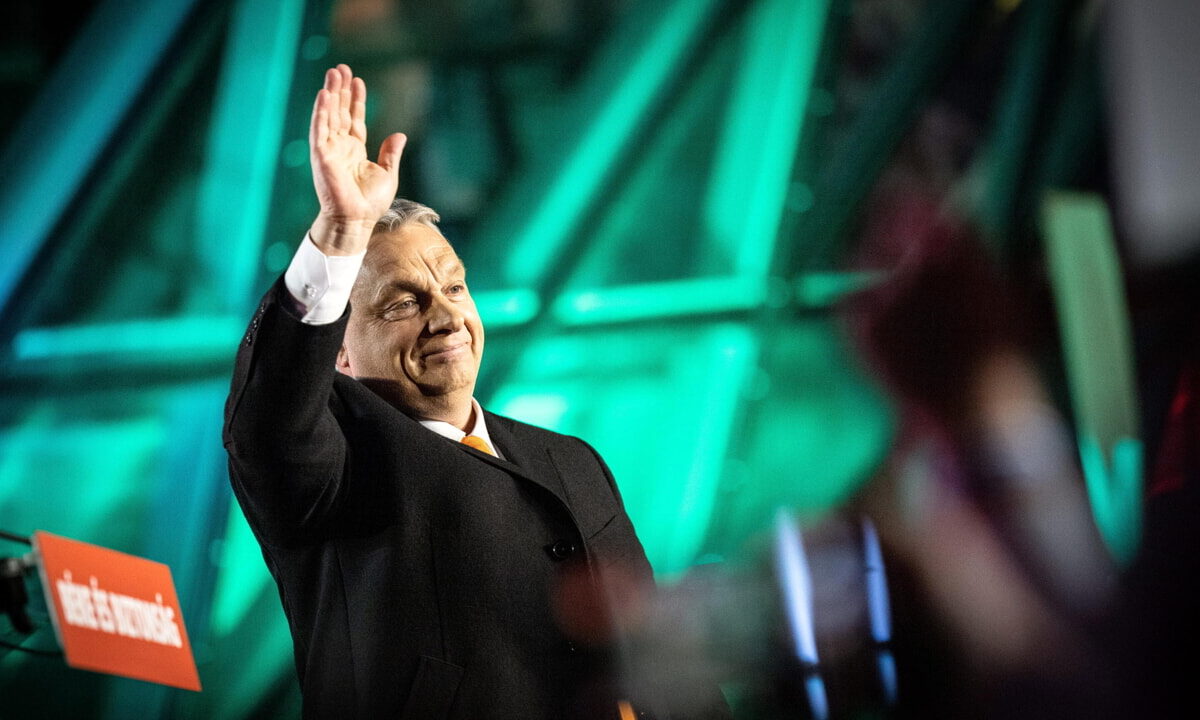 Orban confermato per la quarta volta: il sovranista che non piace a Ue