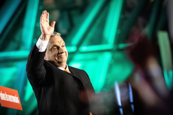 Orban confermato per la quarta volta: il sovranista che non piace a Ue