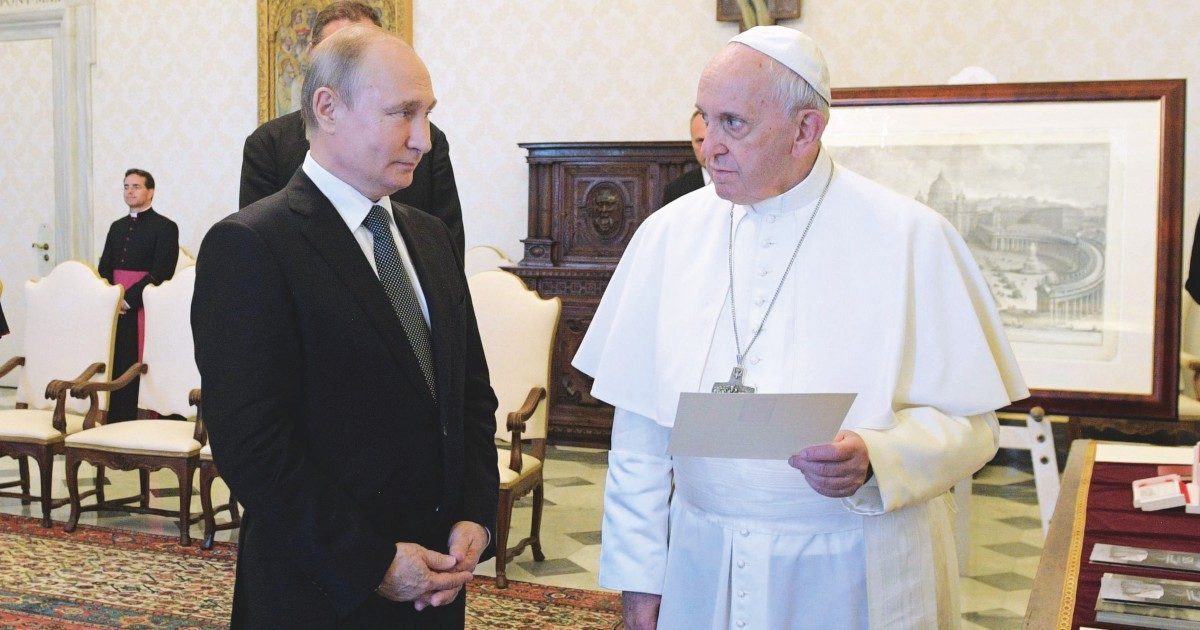 Ucraina, anche Papa Francesco critica la NATO