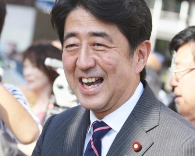 Chi ha ucciso davvero Shinzo Abe? Tre terribili sospetti