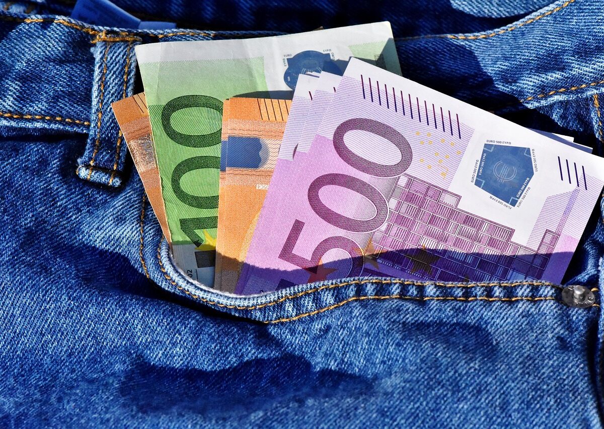 Bonus 200 euro per Partita Iva e autonomi: come riceverlo e requisiti