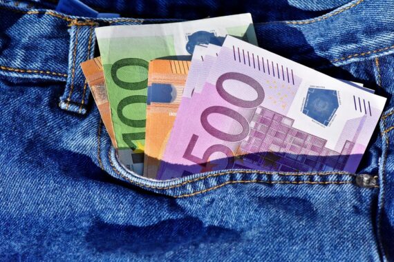 Bonus 200 euro per Partita Iva e autonomi: come riceverlo e requisiti