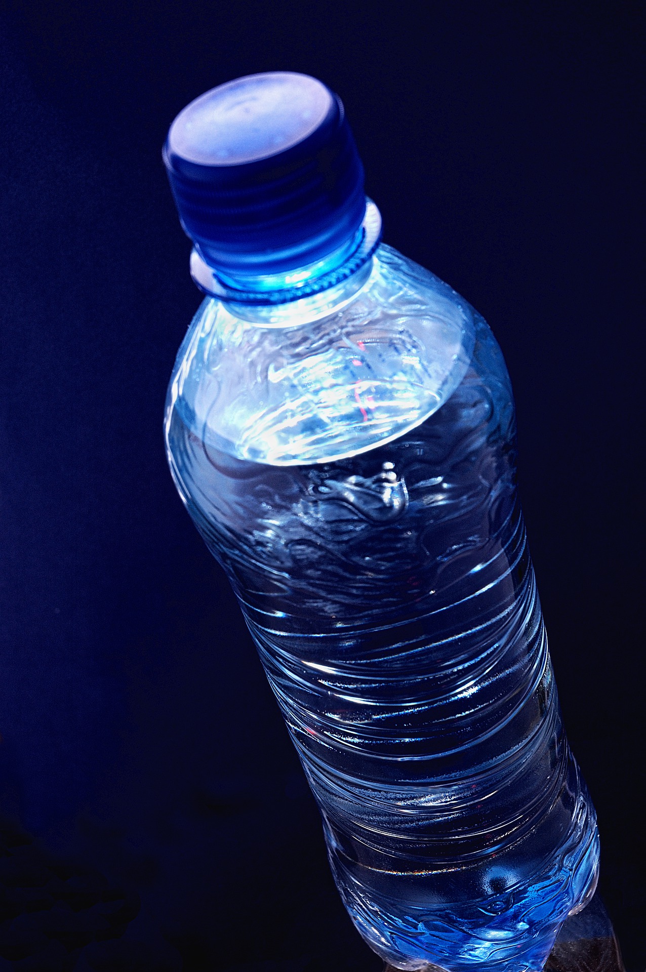 Ci stanno razionando l’acqua per venderla ai paesi ricchi Ci stanno razionando l’acqua per venderla ai paesi ricchi