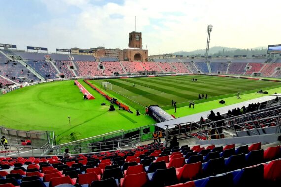 Mihajlovic esonerato dal Bologna: il calcio non ha più pietà