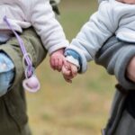 Bambini con genitori dello stesso sesso: cosa dicono ricerche?