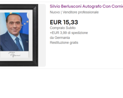 Berlusconi, su eBay in vendita tanti cimeli: dagli autografi ai gadget