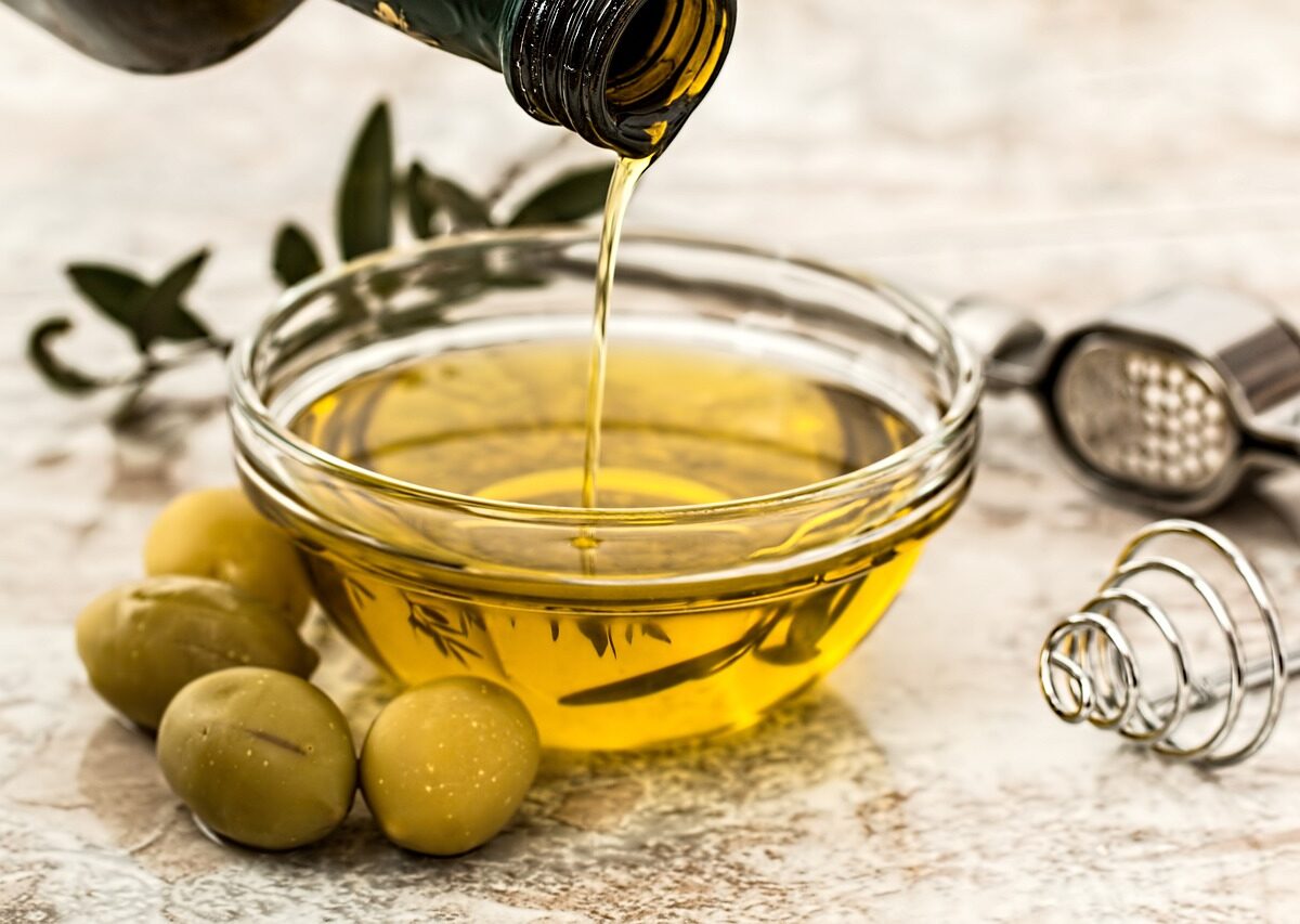 Olio extravergine di oliva addio? Perché rischia di sparire dagli scaffali