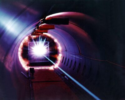 La luce trasformata per la prima volta in un supersolido